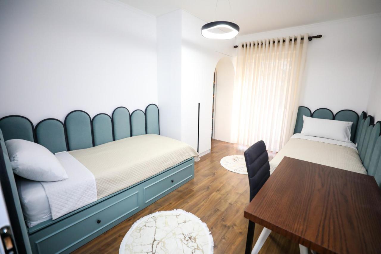 Tirana Center Apartment - Your Cosy Corner מראה חיצוני תמונה