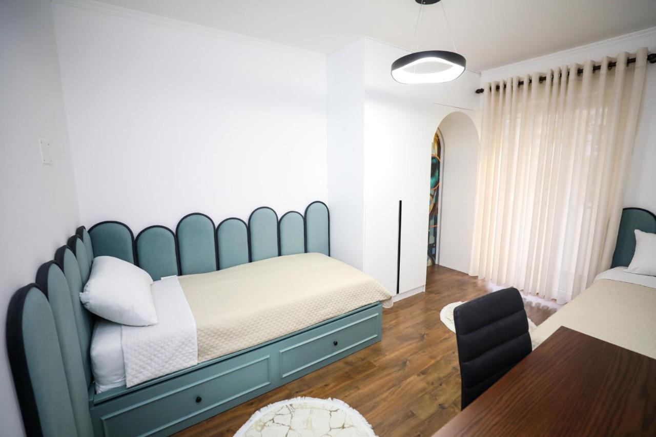 Tirana Center Apartment - Your Cosy Corner מראה חיצוני תמונה